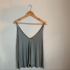 lightly worn flowy tank top